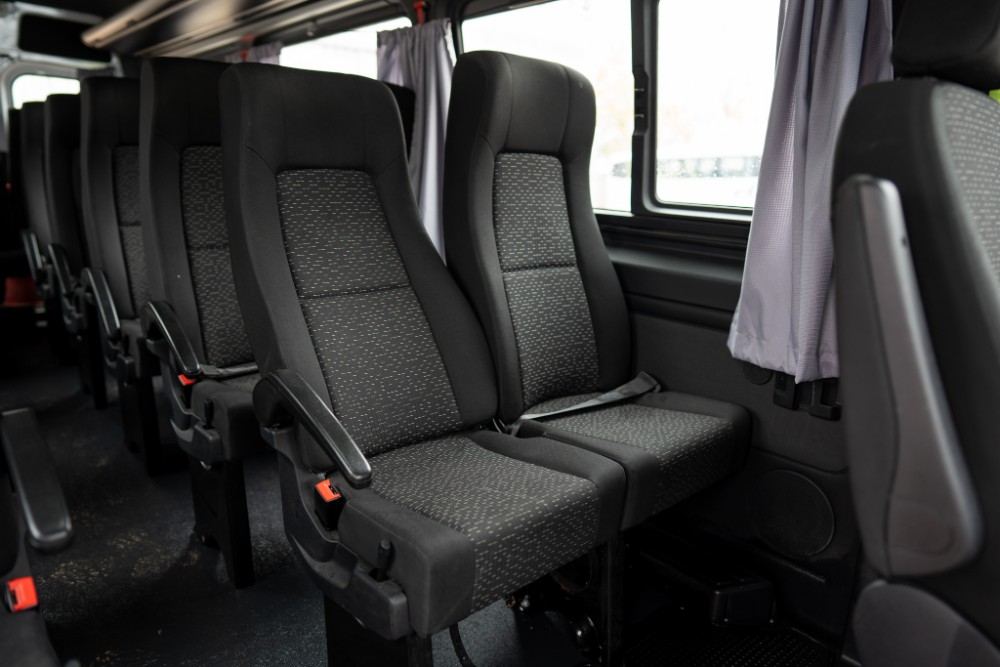 Mercedes-Benz SPRINTER 517 CDI MINIBUS — foto 9